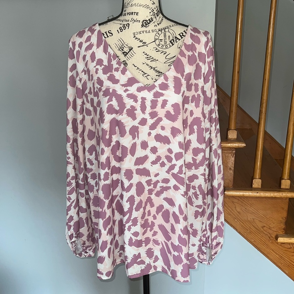 Women’s blouse